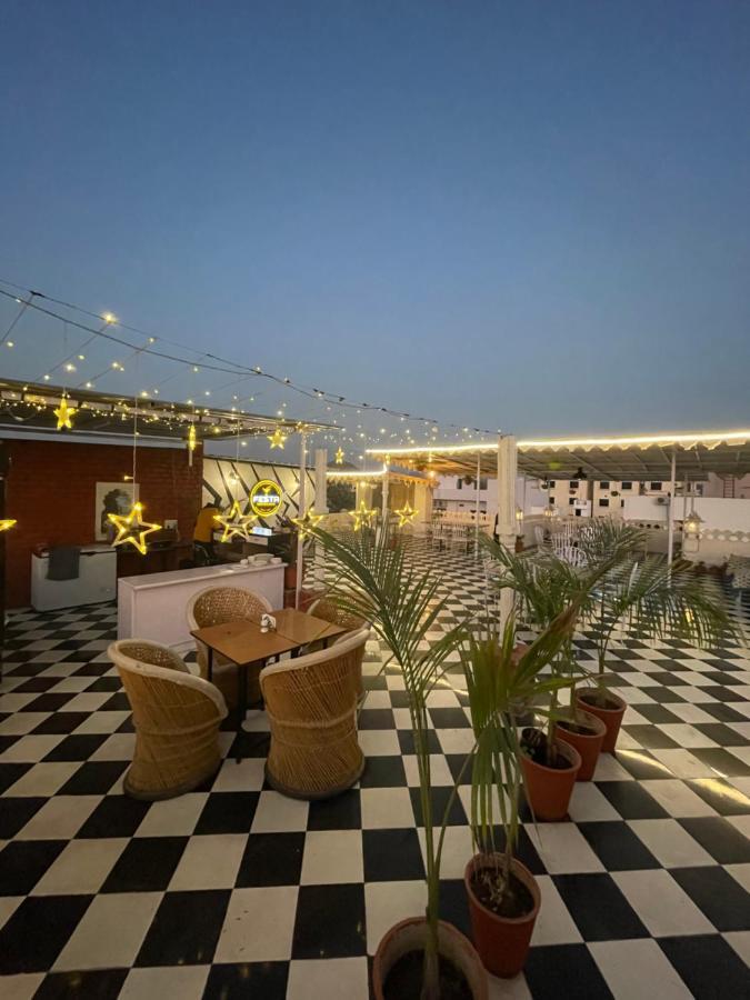 Hotel Tree Of Heaven Udaipur Dış mekan fotoğraf
