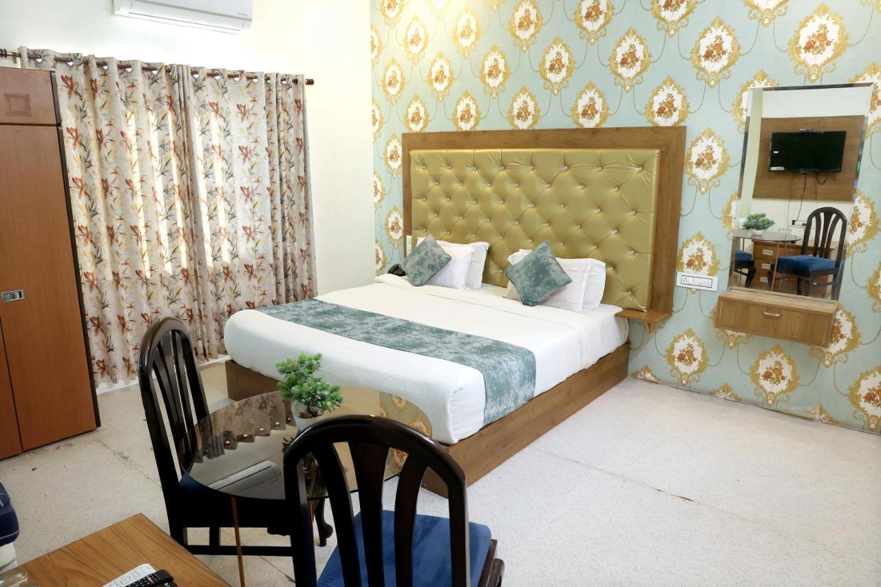 Hotel Tree Of Heaven Udaipur Dış mekan fotoğraf
