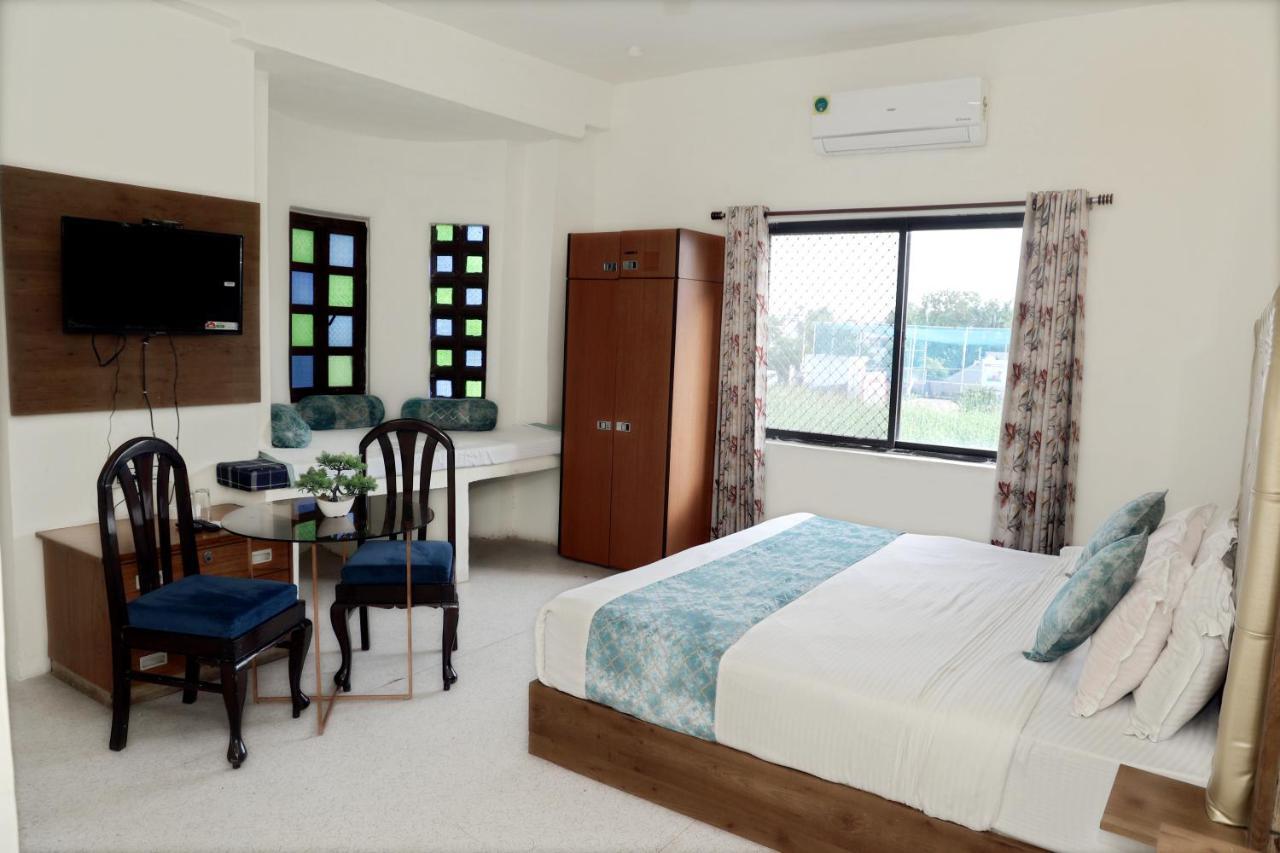 Hotel Tree Of Heaven Udaipur Dış mekan fotoğraf