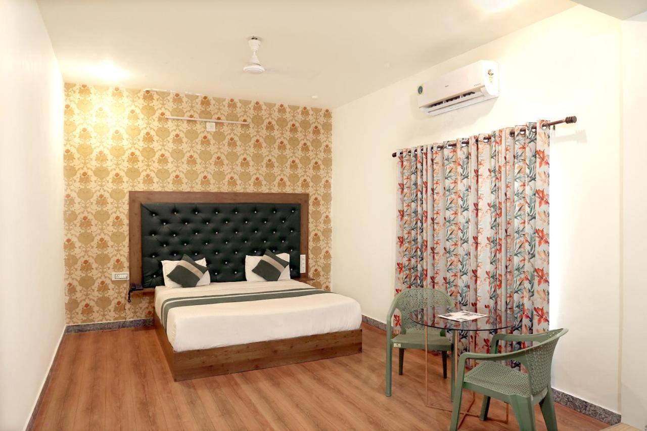 Hotel Tree Of Heaven Udaipur Dış mekan fotoğraf